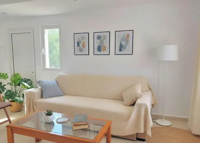 Chic White Marsis Vakantiehuis